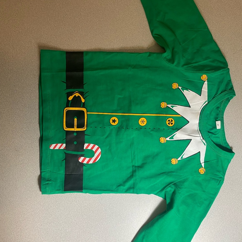 Elf Christmas shirt NWOT